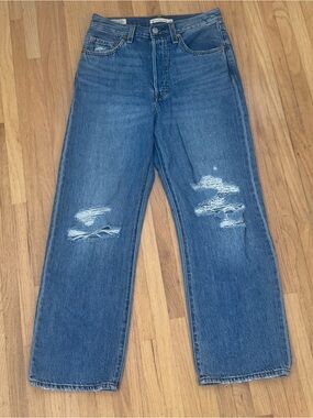 Levi’s Distressed Straight Ankle Leg Denim Jeans